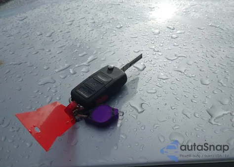 2004 Volkswagen Golf Gls 2.0L from USA, damaged, VIN 9BWGL61J944031901